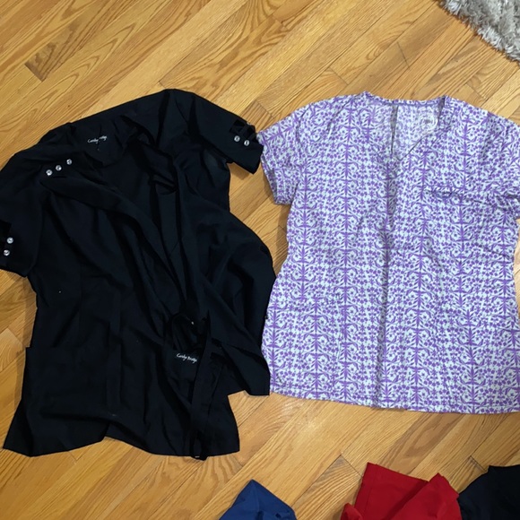 Over 15 Woman’s Scrub Tops + Pants (Jannuu, Koi) (Lulu,Greys,etc) - Picture 4 of 5
